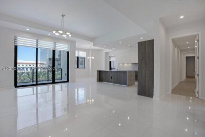 Aluguel de apartamento no Giralda Place 6C