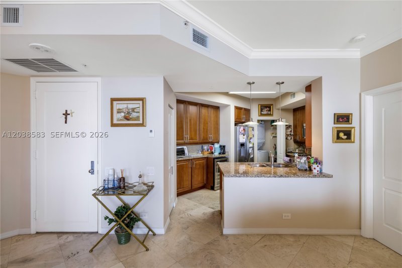 Condo for sale at One Tequesta Point 1010