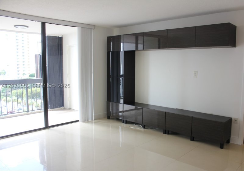 Apartment for rent at Brickell Bay Club 1004