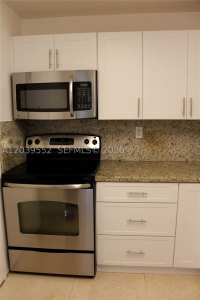 Apartment for rent at Brickell Bay Club 1004