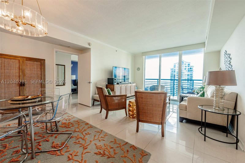 Comprar apartamento en One Miami East Tower 3821