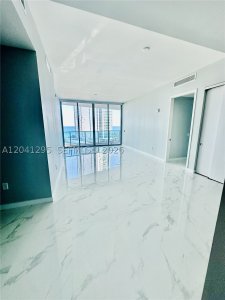 Comprar apartamento no Aurora 803