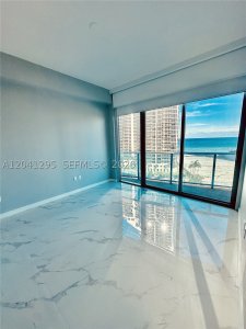 Comprar apartamento no Aurora 803