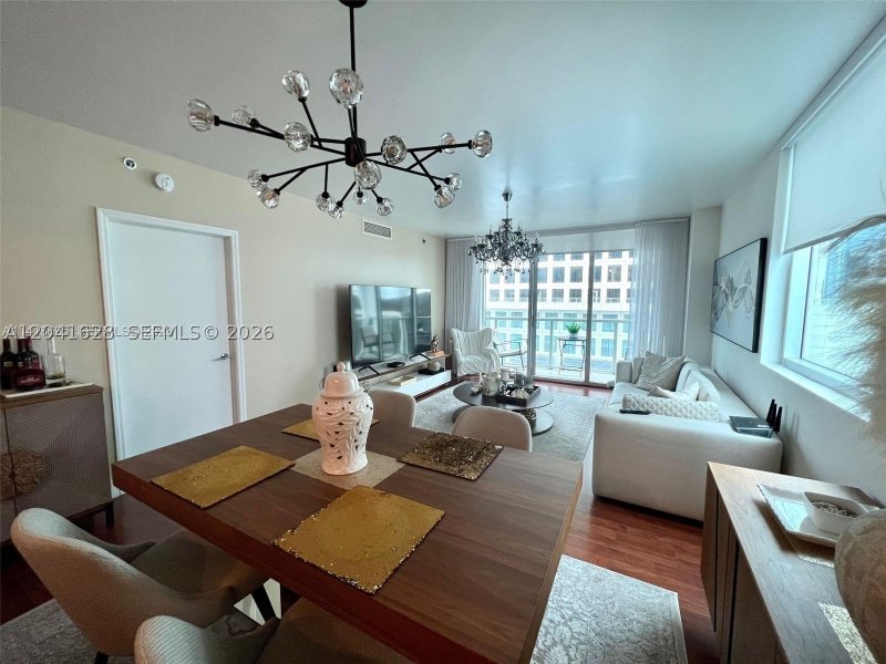 Comprar apartamento en 500 Brickell East Tower 1410