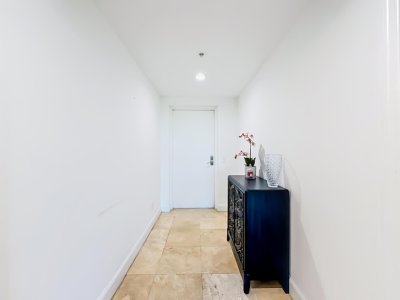 Comprar apartamento no One Fifty One at Biscayne 505