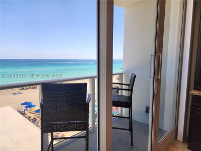 Aluguel de apartamento no Alexander Towers 412