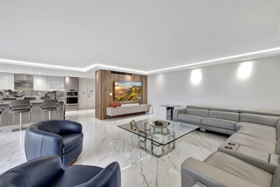 Comprar apartamento en Aquarius Towers 404N
