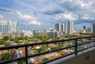 Olympus Condo Apt #1503