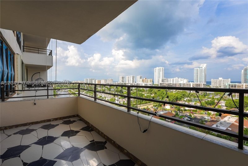 Condo for sale at Olympus Condo 1503