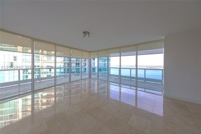 Aluguel de apartamento no Bristol Tower 2504