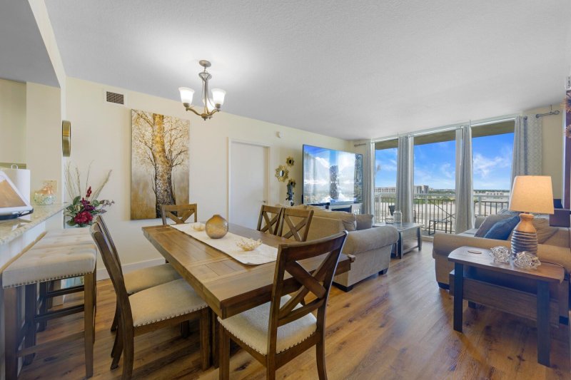 Condo for sale at Turnberry On The Green 1412