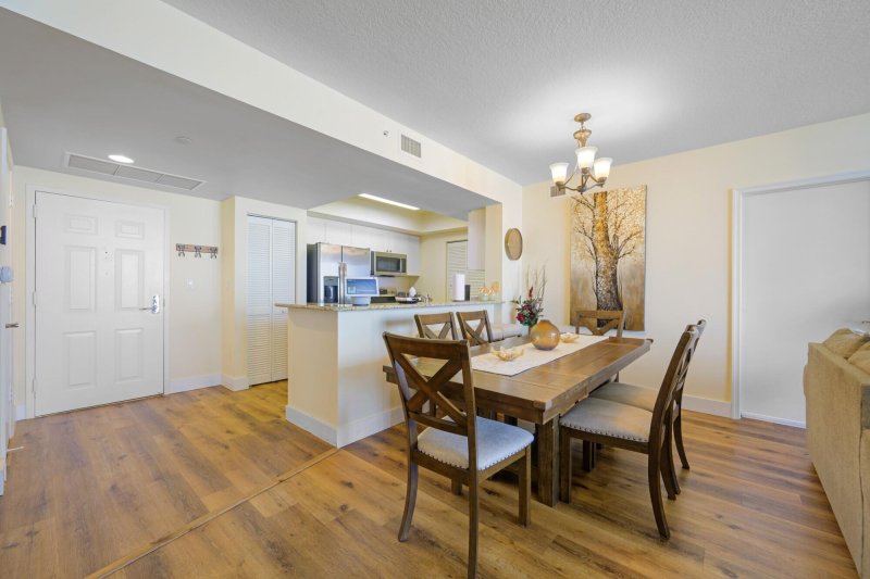 Condo for sale at Turnberry On The Green 1412