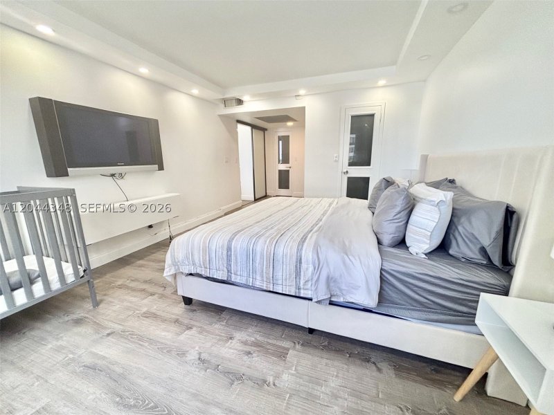 Apartment for rent at Parker Plaza Estates 423