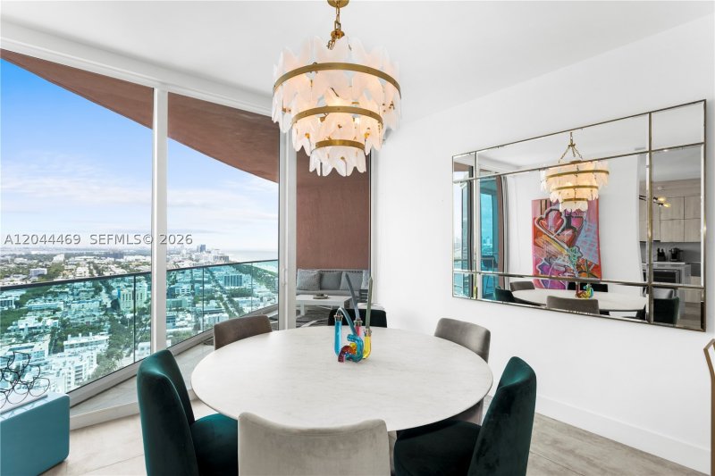 Comprar apartamento en Portofino Tower 3604