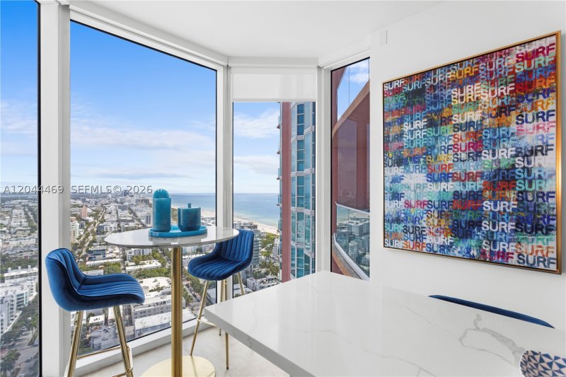 Comprar apartamento en Portofino Tower 3604