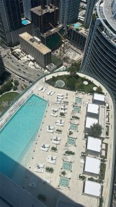 Comprar apartamento no Aston Martin Residences 1909