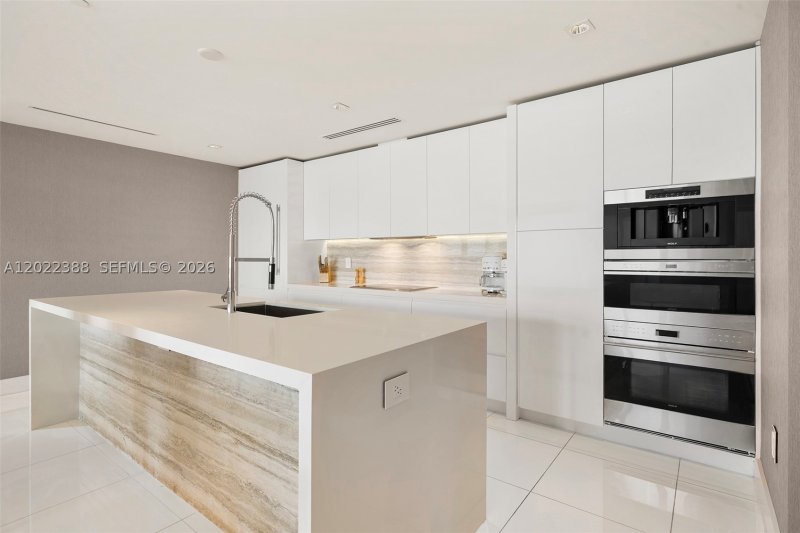Alquiler de apartamento en 1 Hotel & Homes South Beach PH-1718