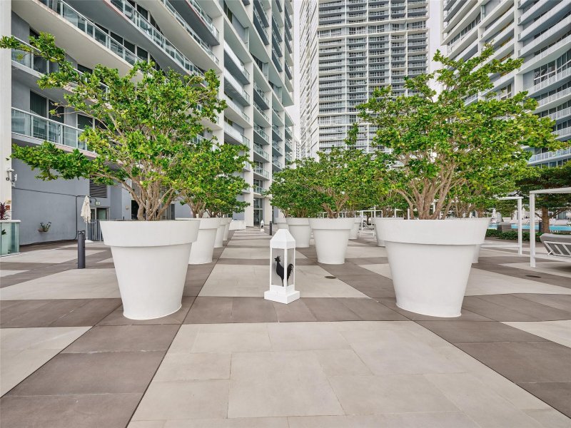 Apartment for rent at Icon Brickell Tower II 4506