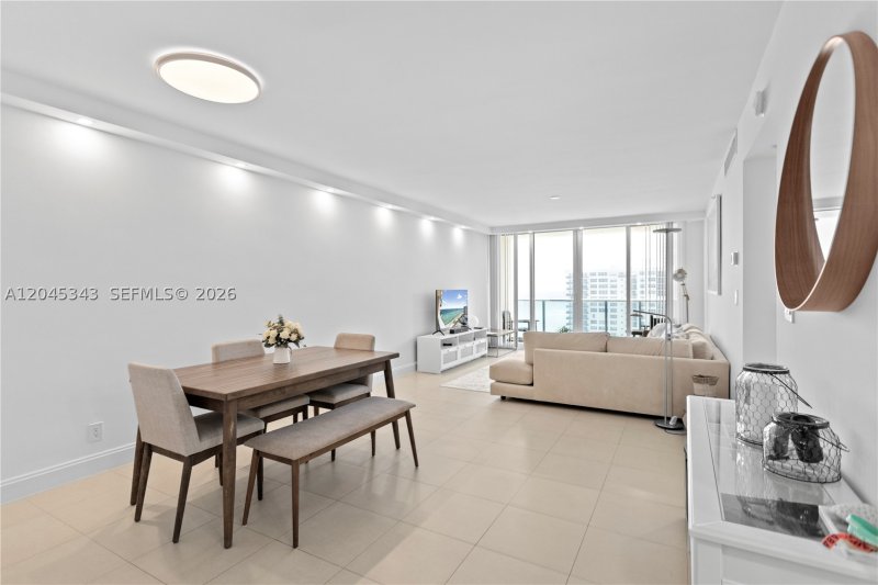 Apartment for rent at The Wave Condo 1614