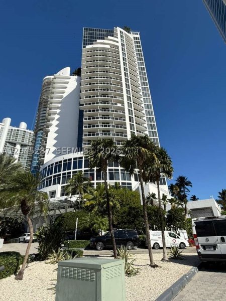 Condo for sale at Trump International Sonesta Beach Resort 1006