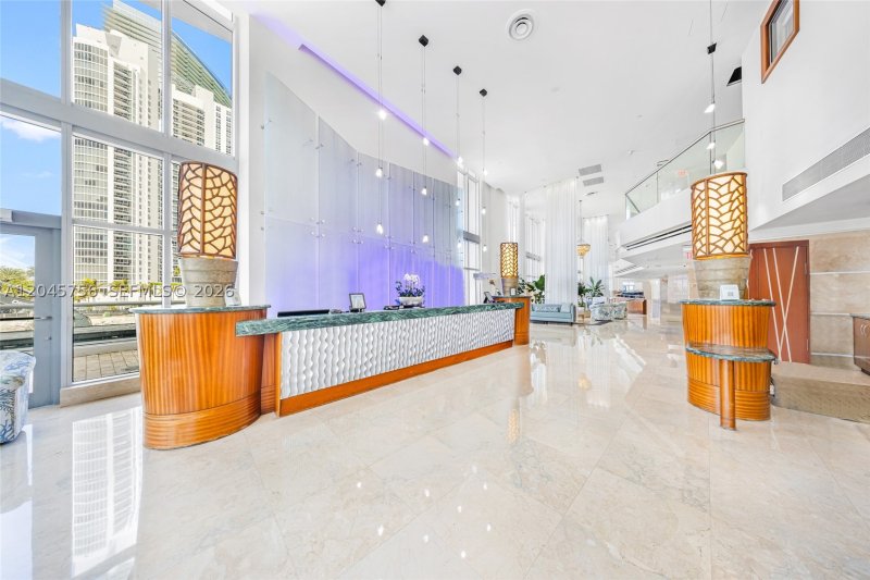 Comprar apartamento en M Resort Residences 1610