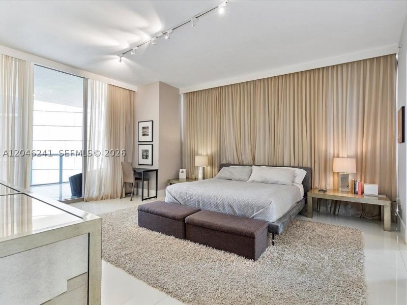 Comprar apartamento en St Regis Bal Harbour North 1804N