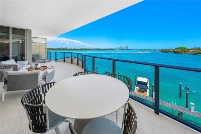Onda Bay Harbor Islands Apt #405