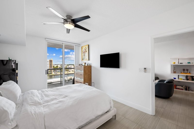 Condo for sale at The Tides at Bridgeside Square 616