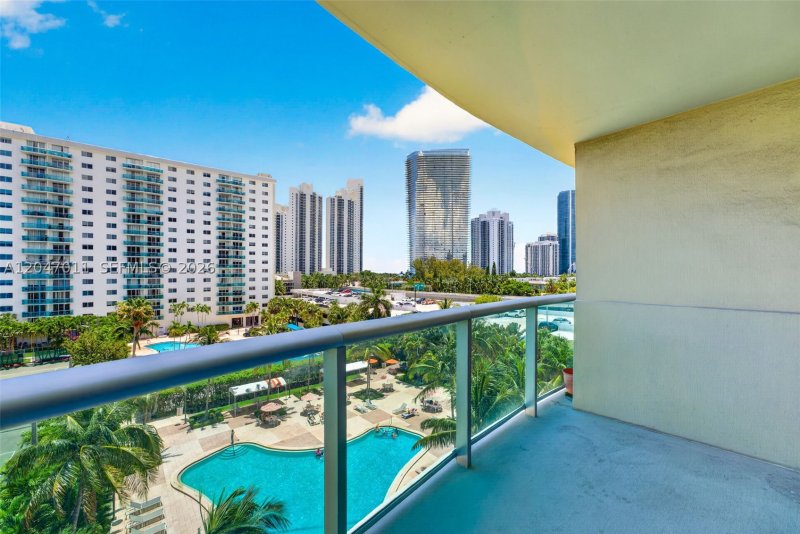 Apartment for rent at Ocean View 608