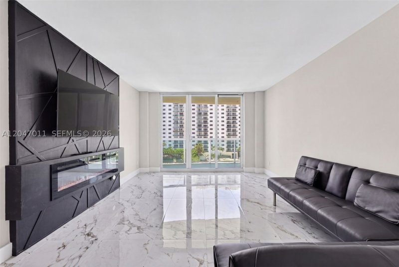 Apartment for rent at Ocean View 608