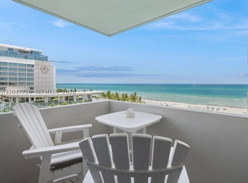 Apartment for rent at Triton Towers 1025