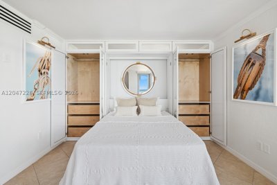 Aluguel de apartamento no Triton Towers 1025