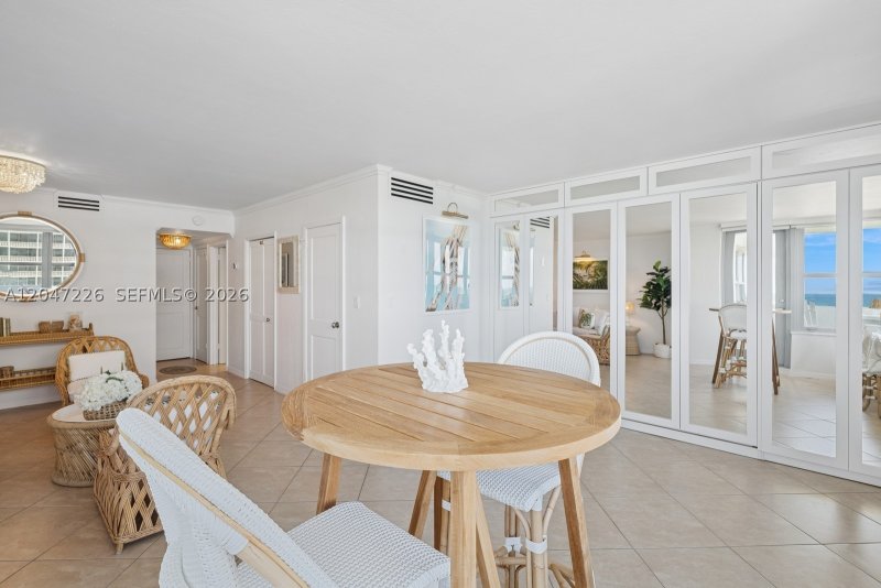 Apartment for rent at Triton Towers 1025