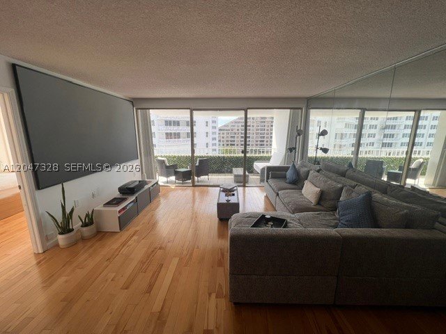 Apartment for rent at Commodore Club South 903