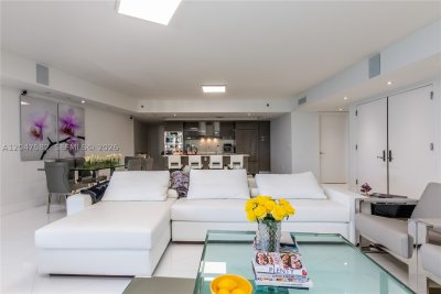 Comprar apartamento no Ocean Four 1807
