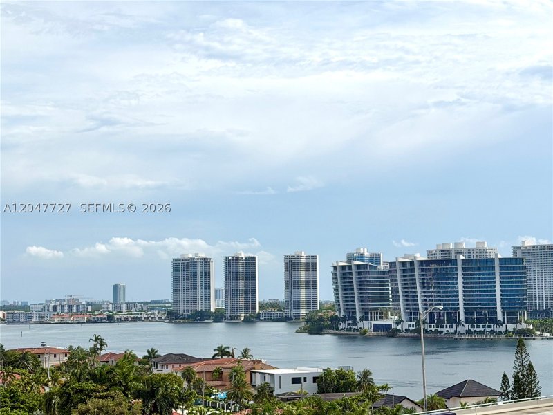 Comprar apartamento no Ocean View 1001