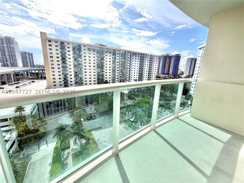 Comprar apartamento no Ocean View 1001