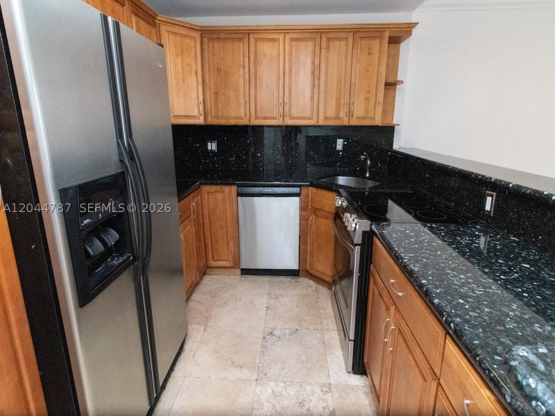 Apartment for rent at Olympus Towers 1218