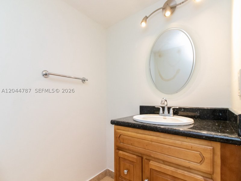 Apartment for rent at Olympus Towers 1218