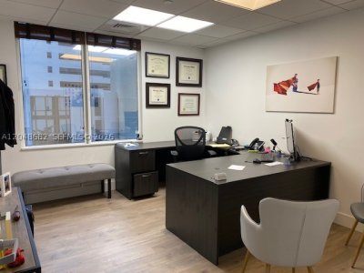 Comprar apartamento no Brickell Flatiron 7F
