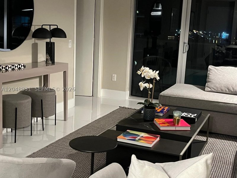 Apartment for rent at Brickell House Condo 2208