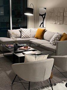 Alquiler de apartamento en Brickell House Condo 2208