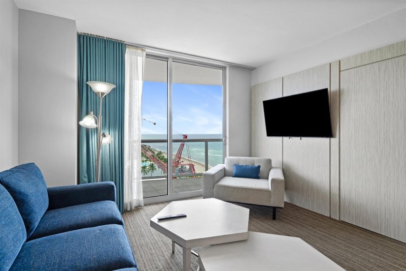 Condo for sale at M Resort Residences 1403