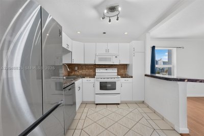 Comprar apartamento en Fountain Tower 705