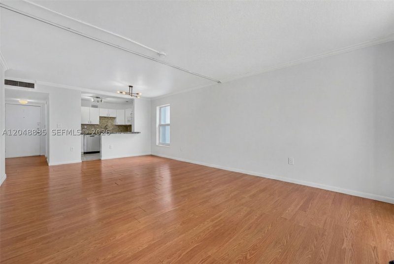 Condo for sale at Fountain Tower 705