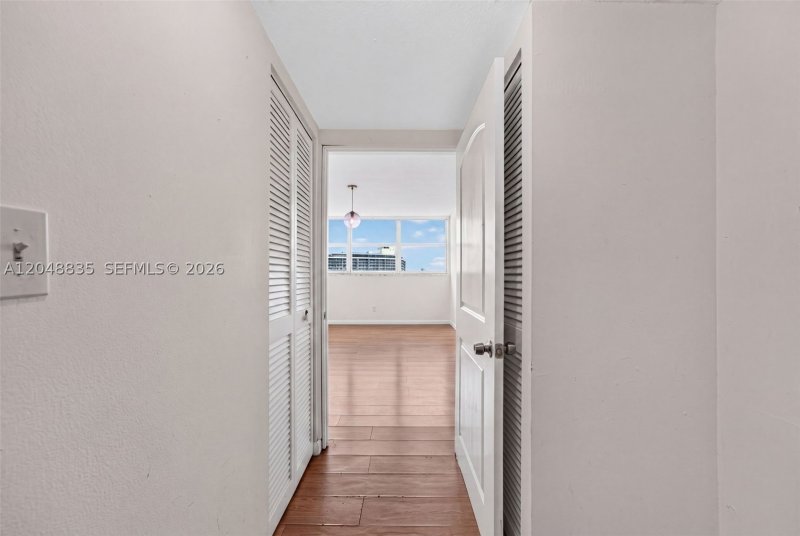 Condo for sale at Fountain Tower 705