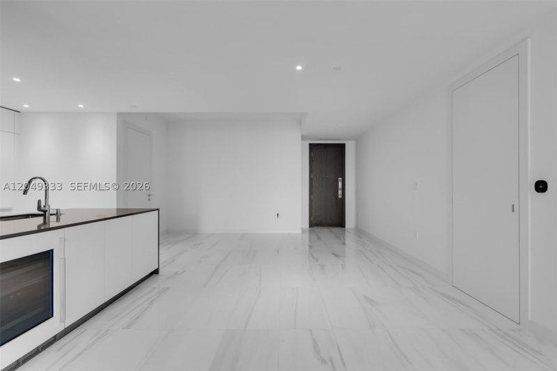 Condo for sale at Aston Martin Residences 3009W