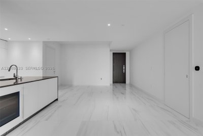 Comprar apartamento no Aston Martin Residences 3009W