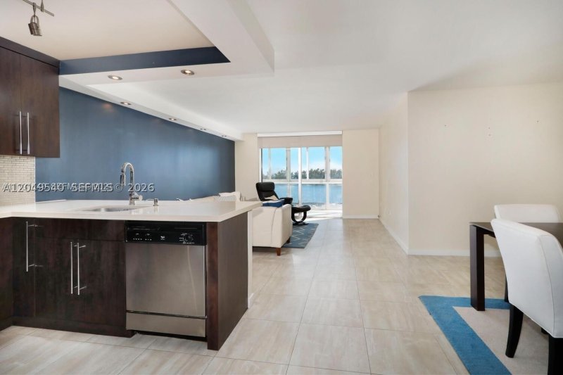 Apartment for rent at Brickell 25 502