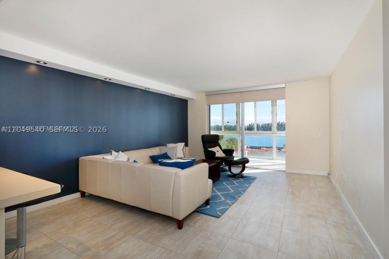 Apartment for rent at Brickell 25 502
